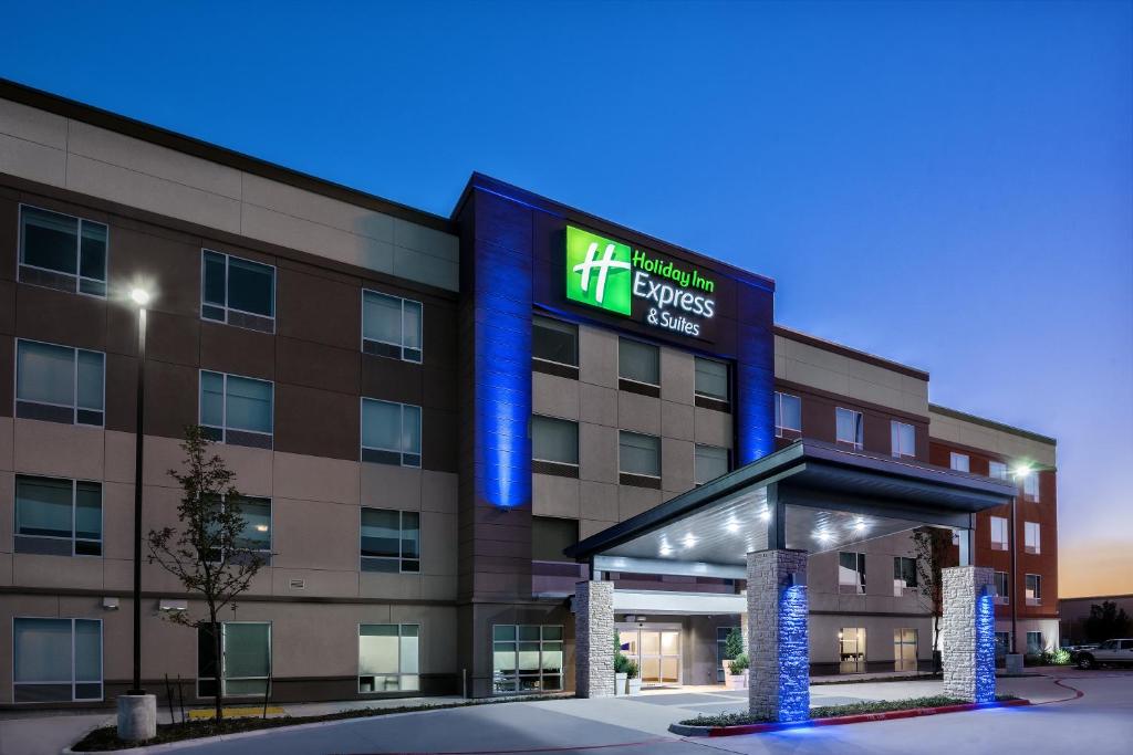 Holiday Inn Express & Suites Round Rock Austin North an IHG Hotel - image 7