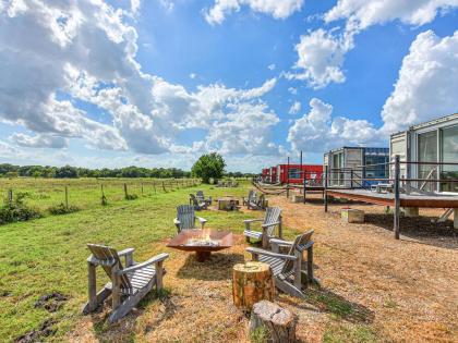 FlopHouze Shipping Container Hotel - image 4