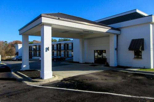 Quality Inn - Roxboro South - image 4