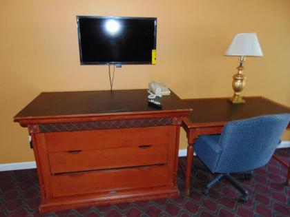 Budget Inn - Roxboro - image 11