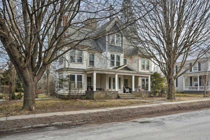 Historic House with Record Player Walk to Downtown! - image 3