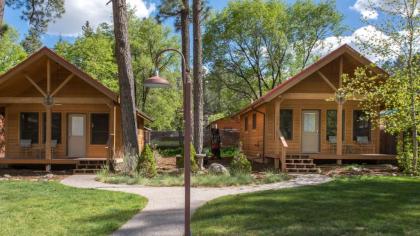 Shadow Mountain Lodge and Cabins - image 14