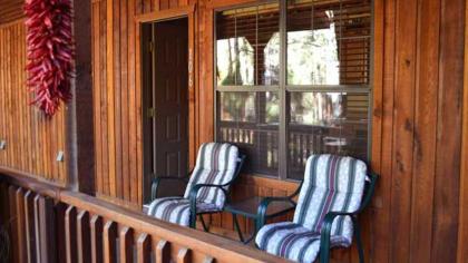 Shadow Mountain Lodge and Cabins - image 18