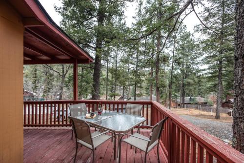 Whispering Pine Cabins- Bear Country-Upper Canyon - image 3