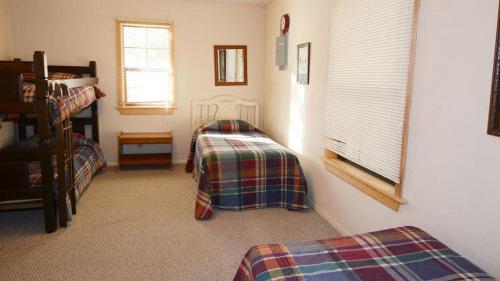 Coronado Cabin at Ruidoso with Forest View - image 2