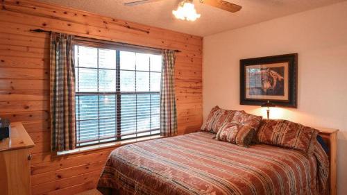 Hughes Cabin at Ruidoso with Forest View - image 3