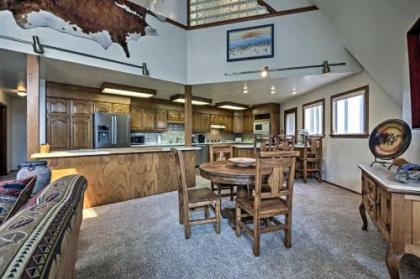 Secluded and Unique Ruidoso Home on 3 and Private Acres - image 3