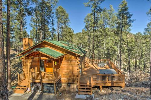 Secluded The Lincoln Cabin with Hot Tub and 3 Decks! - main image