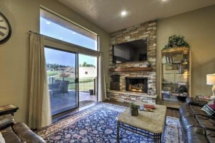 Chic Ruidoso Golf Condo Patio mtn View and Fire Pit