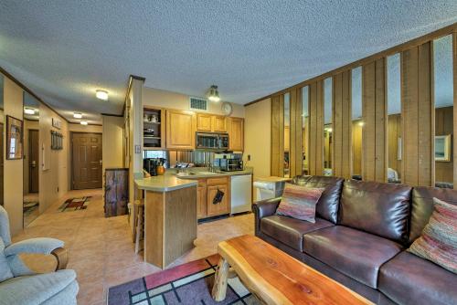 Cozy Ruidoso Condo-by Grindstone Lake and Skiing! - image 4