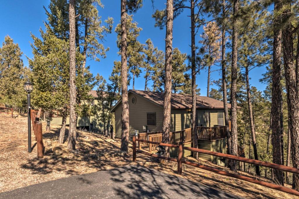 Alpine Air Cabin In Ruidoso with Amazing Mtn Views! - image 3