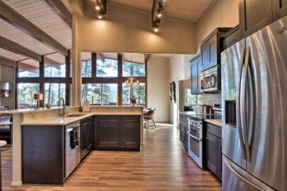 Massive 7-Acre Ruidoso Home with Sierra Blanca Views - image 5