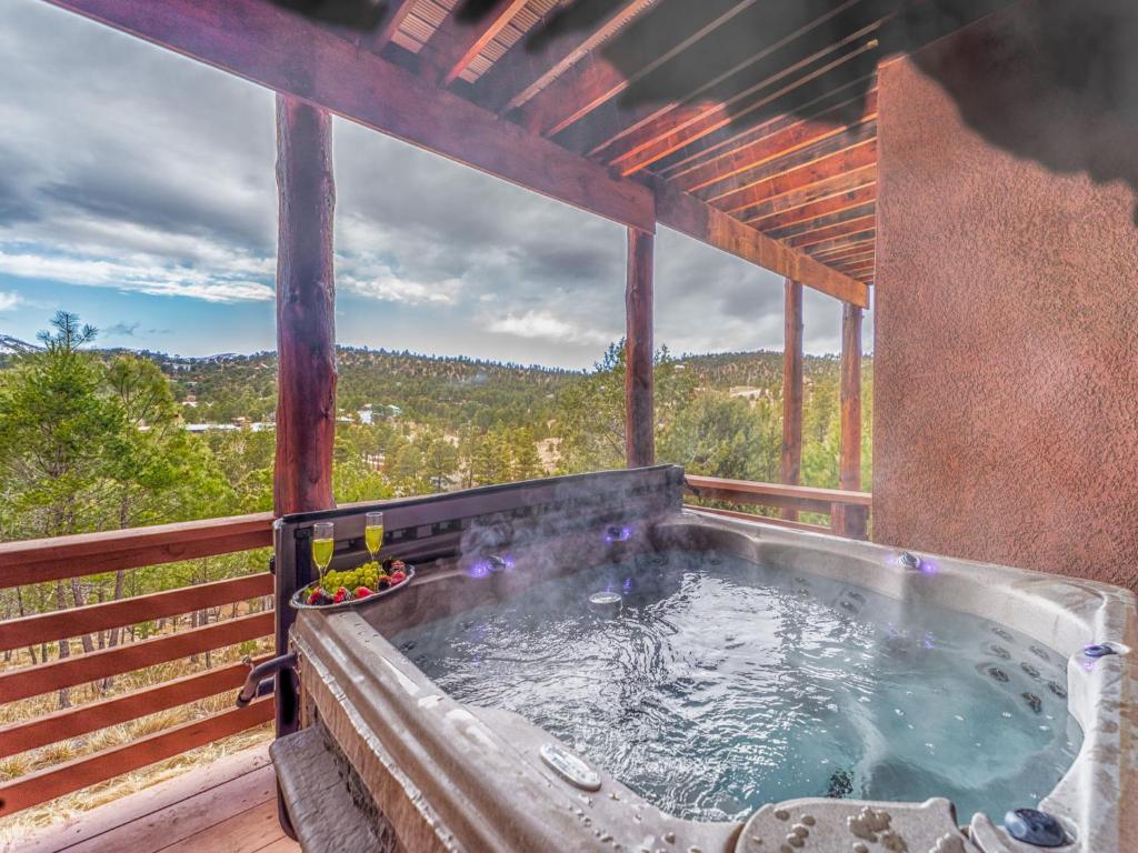 Altitude Adjustment 5 BR Fireplace Hot Tub Sierra Blanca Views Pets Sleeps 14 - main image