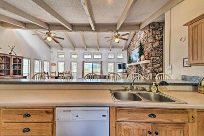 Ruidoso Home with Private Wet Bar and Pool Table - image 8