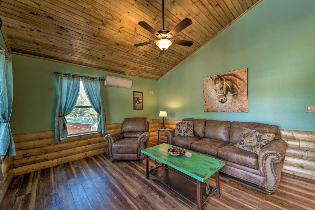 Historic Ruidoso Escape with Sierra Blanca View! - image 4