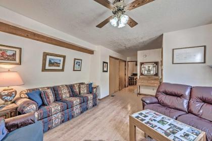 Spacious Ruidoso Cabin - Ski Hike and Fish! - image 10