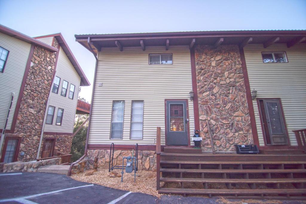 Huge Ruidoso Retreat with Game Room Pool 2 Balconies 2 Kitchens - Sleeps 17! - image 5