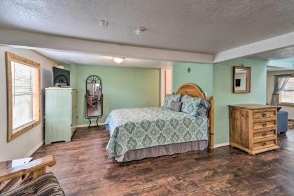 Historical Ruidoso MidTown Retreat by Shops - image 15