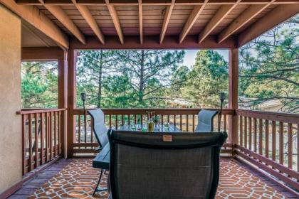 Pinon Park A2 3 BRs Deck Fireplace Wi-Fi Pets Sleeps 6 - image 11