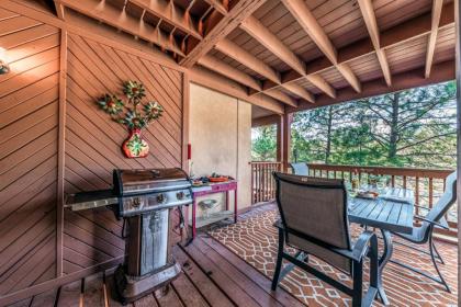 Pinon Park A2 3 BRs Deck Fireplace Wi-Fi Pets Sleeps 6 - image 12