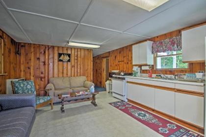 Lake Stinson Cottage with Sunroom and Shared Dock! - image 14