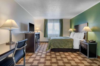 Quality Inn - image 1