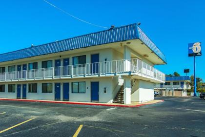 motel 6 Russellville AR Russellville Arkansas