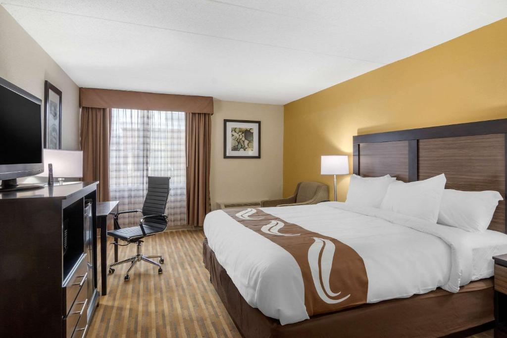 Quality Inn & Suites - main image