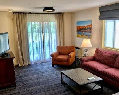 Best Western Inn & Suites Rutland-Killington - image 12