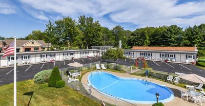 The Saco Motel - image 15