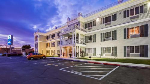 Best Western Capital City Inn - main image