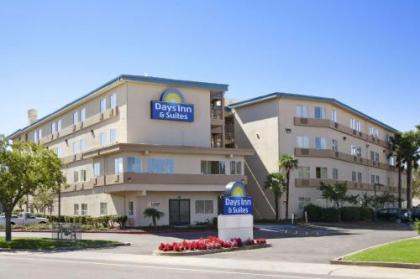 Days Inn  Suites by Wyndham Rancho Cordova