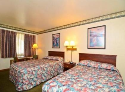 Americas Best Value Inn Old Sacramento - image 18