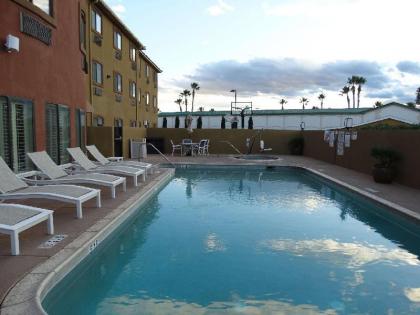 Best Western Plus Safford - image 4