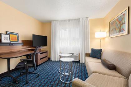 Fairfield Inn & Suites Saginaw - image 13