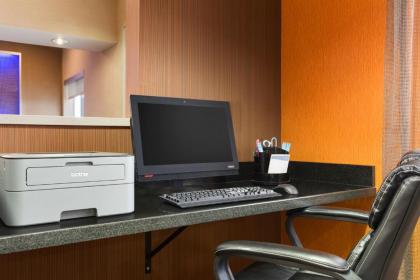 Fairfield Inn & Suites Saginaw - image 15