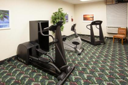 Country Inn & Suites by Radisson Saginaw MI - image 5