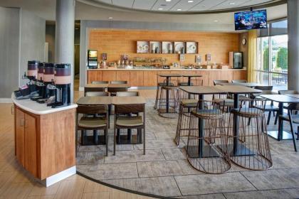 SpringHill Suites by Marriott Saginaw - image 13