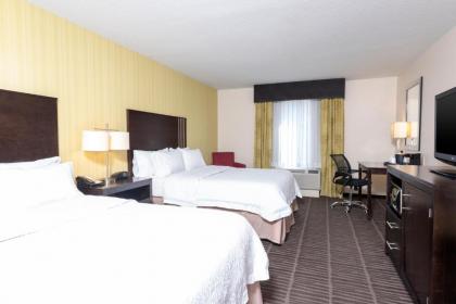 Hampton Inn & Suites Saginaw - image 3