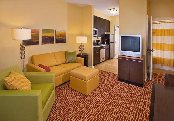 TownePlace Suites by Marriott Saginaw - image 3