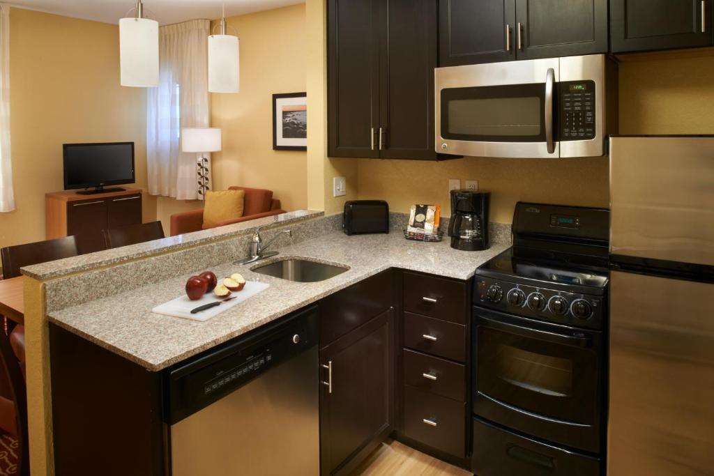 TownePlace Suites by Marriott Saginaw - image 7