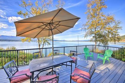 Lakefront Home with Dock and Hot Tub Near Schweitzer! - image 11