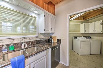 Lakefront Home with Dock and Hot Tub Near Schweitzer! - image 9