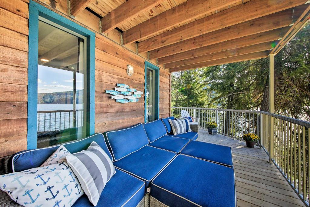 Lake Pend Oreille Home with Dock and Paddle Boards - image 2