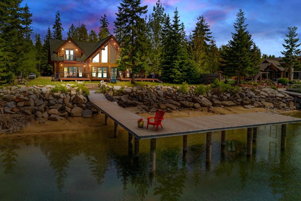 Antler Cove Log Home - main image