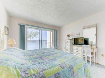 Point Matanzas D3 2 Bedrooms Pool Access Boat Dock Sleeps 4 - image 11