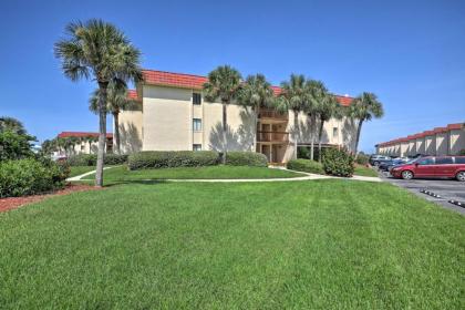 Remodeled St Augustine Condo with Pool and Beach Access - image 3