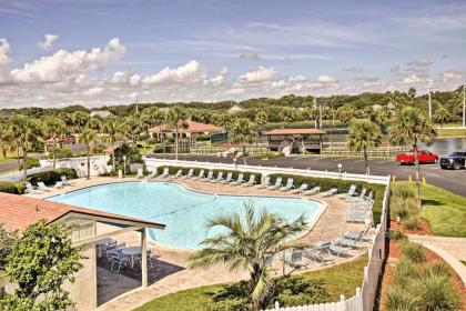 Remodeled St Augustine Condo with Pool and Beach Access - image 4