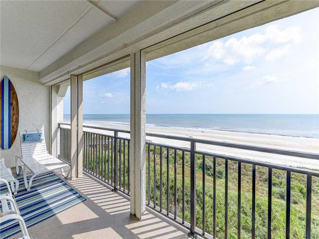 Windjammer 403 2 Bedrooms 4th Floor Ocean Front Elevator Sleeps 6 - main image