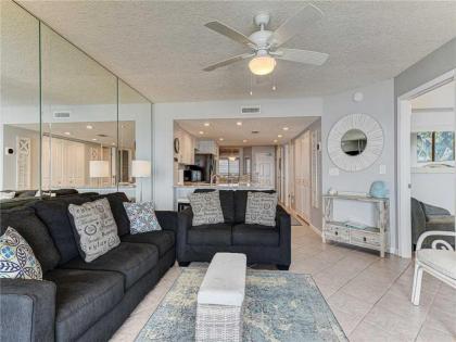 Windjammer 403 2 Bedrooms 4th Floor Ocean Front Elevator Sleeps 6 - image 3